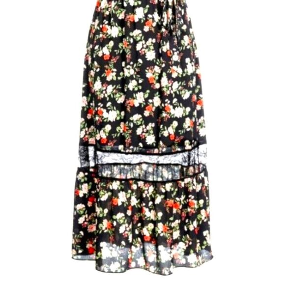 CITY CHIC Plus Size Floral Lace Off Shoulder Maxi dress. 2X-3X - Picture 8 of 16